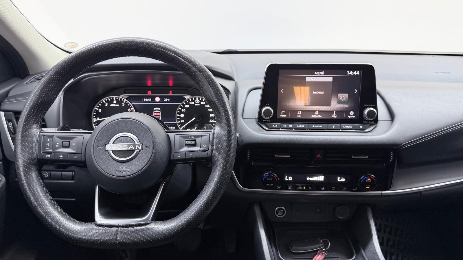 NISSAN QASHQAI 9